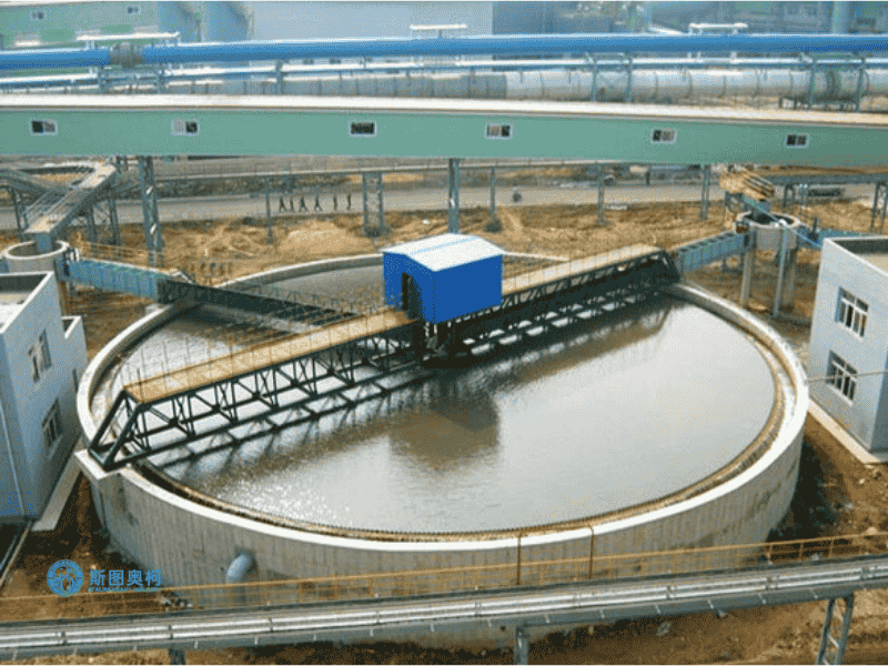 High efficiency thickener for concentrate concentration