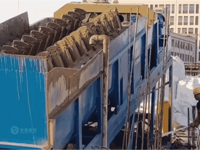 Log washer for demolition waste washing