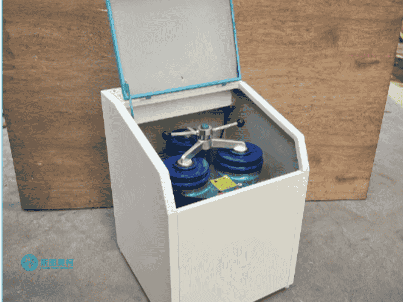 Laboratory ring mill for chemical sample grinding