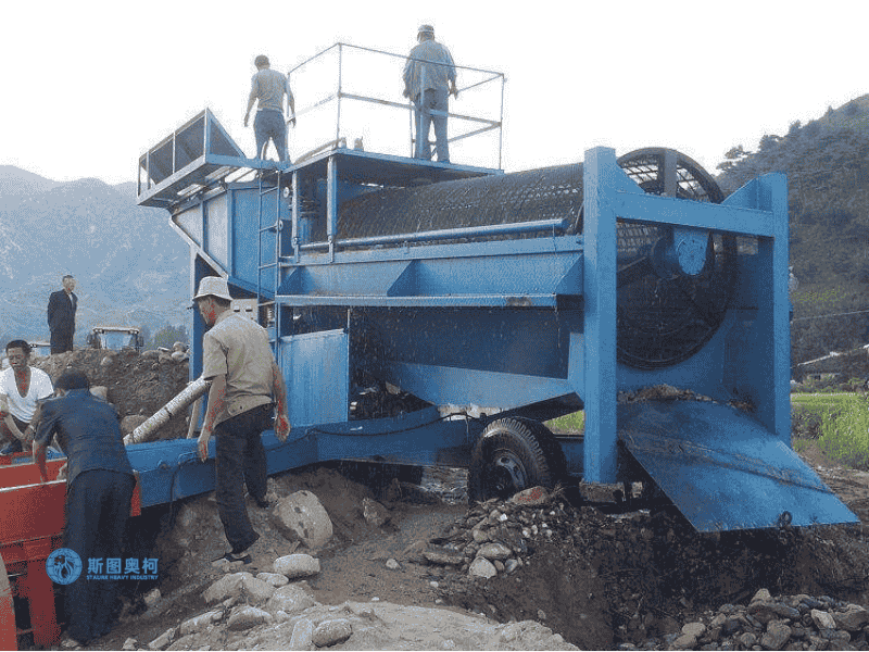 Portable gold separation station for small-scale gold recovery